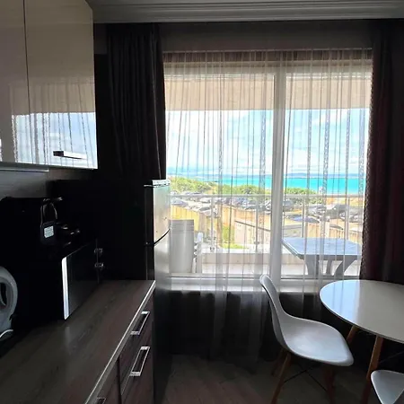 Lägenhet Boutique By The Sea Pomorie